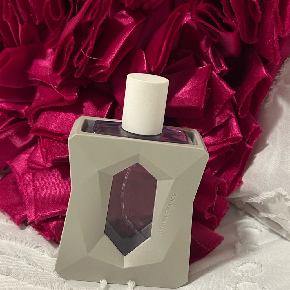 Ariana Grande God Is A Woman Perfume